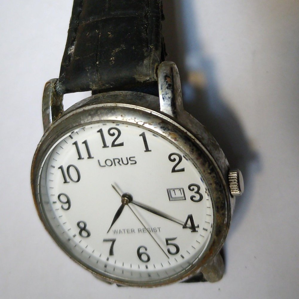 Wrist watch, analog: Lorus - Picture 1 of 7